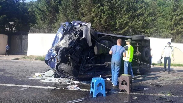 Doi morți și 11 răniți în urma unui accident produs în Vrancea. Autoritățile au activat Planul roșu