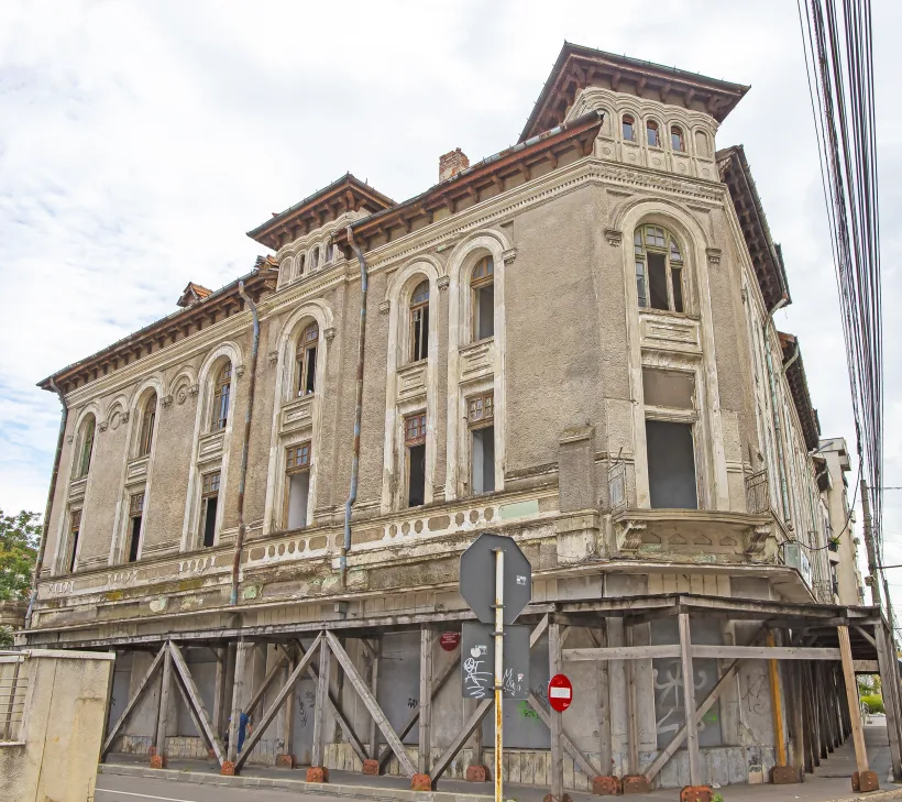 Licitație pentru reabilitarea Palatului Simion Gheorghiu, o clădire-monument din Galați