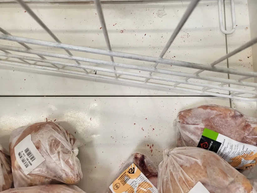 Magazinul Auchan din Galați, amendat cu 13.000 lei de Protecția Consumatorilor