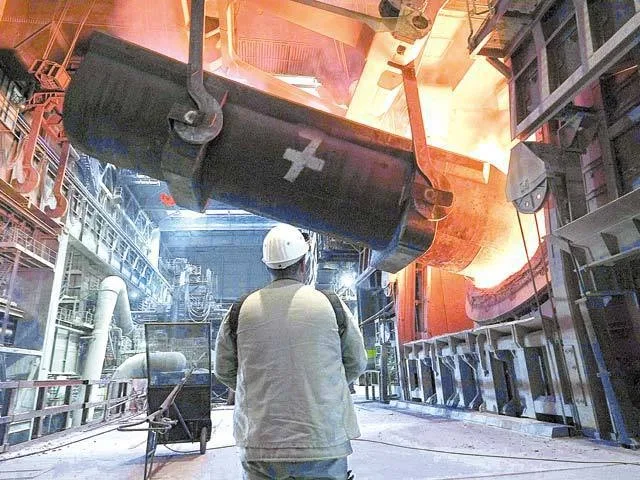 Combinatul Liberty Galați accelerează proiectele care vor contribui la reducerea consumului de gaze și energie