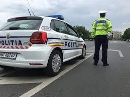 Centrul INFOTRAFIC: O persoană a fost proiectată prin parbriz, în județul Brăila