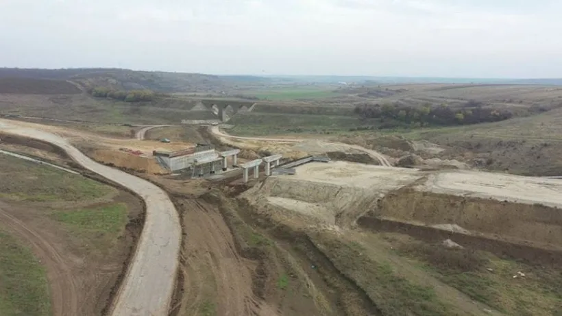 Grindeanu anunţă că a fost relansată procedura pentru finalizarea construcţiei Tronsonului 1 al DEx Craiova-Piteşti