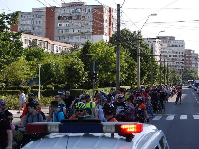 Gălățenii iubitori de mișcare, invitați la evenimentul „Galațiul Pedalează”