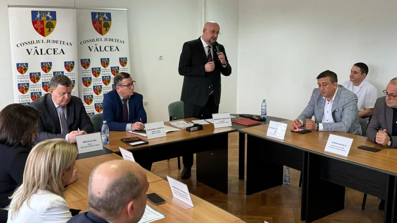 RĂDULESCU CONSTANTIN, președintelw C.J. VÂLCEA: ”Aproape 12 milioane de euro, pentru modernizarea MATERNITĂȚII vâlcene! Astăzi, am primit contractul de finanțare!”