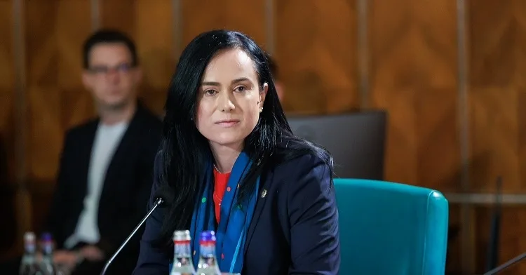 Ministerul Muncii anunță îmbunătățirea a șase acte normative esențiale pentru sistemul de asistență socială din România