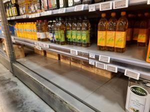 ”Este marfă din abundență şi majoritatea preţurilor au revenit la valorile iniţiale”, spun guvernanții