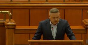 Ministrul Agriculturii şi Dezvoltării Rurale, Florin Barbu, despre moțiunea USR: este &quot;total neserioasă&quot;, fiind doar o înşiruire de &quot;lozici, propagandă şi multe neadevăruri&quot;.