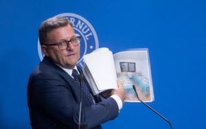 Marius Budăi: Pensia medie pentru limită de vârstă a trecut de pragul de 500 de euro