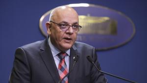 România trimite din nou contigente de pompieri în străinătate. Arafat: Patru săptămâni în Franța, șase în Grecia