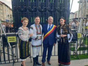 Primarul municipiului Suceava: Mulțumim soliștilor de muzică populară care au cântat la Zilele Sucevei!