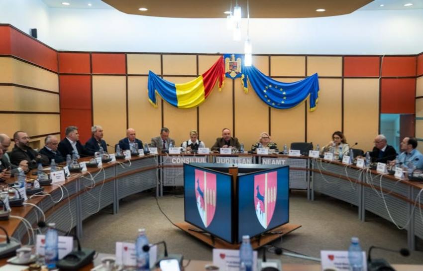 Continuăm investițiile în drumuri și poduri