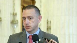 Mihai Fifor îl critică pe ministrul Apărării: grija lui principală e împărțirea funcțiilor de prefect și subprefect