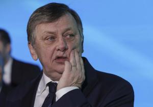 Crin Antonescu: Elon Musk are dreptate, România merită propria sa suveranitate