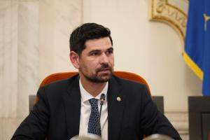 PNL Sector 1 va deschide două puncte de hidratare deoarece Primăria nu a luat nicio măsură în perioada caniculei