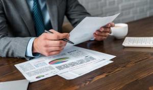 Angajatorii pot depune solicitările pentru obţinerea fondurilor necesare achitării şomajului tehnic