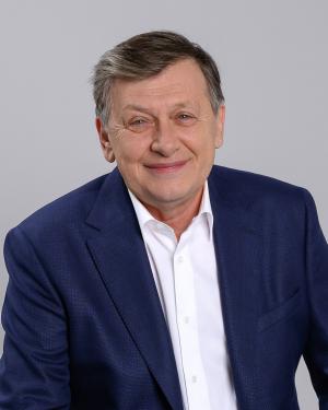 Crin Antonescu: Trebuie să protejăm cu toate forțele companiile românești de efectele unui război comercial de proporții