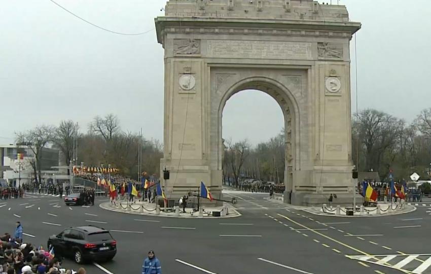 Parada militară de 1 Decembrie, la Arcul de Triumf: peste 2.900 de militari și 45 de aeronave