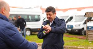 Consiliul Județean Galați a achiziționat 29 de microbuze electrice pentru transportul elevilor