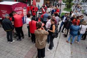 Cel puțin 20.000 de semnaturi pentru Ciolacu, la Constanța