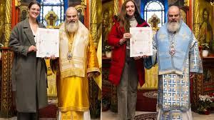 PS Ignatie a oferit Crucea eparhială „Maria Costachi” celor două canotoare vasluiene medaliate cu aur în competiții sportive internaționale de anul trecut