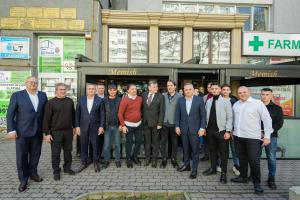 Crin Antonescu primit în Olt în spiritul tradițiilor locului