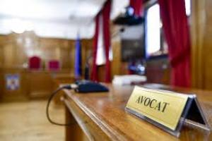 Instanța supremă a decis: salariul de bază al cadrelor didactice angajate în regim de plată cu ora include majorarea de 10%