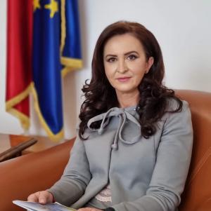 Ministrul Familiei: Vreau ca toate femeile care trăiesc orice formă de abuz să ştie că statul le oferă sprijin gratuit!