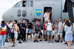 158 de cetățeni români și familiile lor, aduși din zona de conflict din Orientul Mijlociu