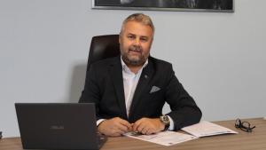 Directorul unui institut și-a redus salariul din proprie inițiativă de la 53.910 lei la 14.000 lei