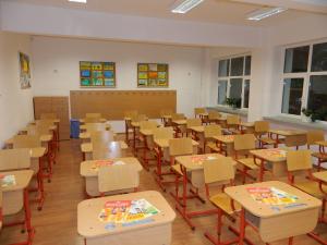 Aproape 100 de școli din județul Galați au cursurile suspendate