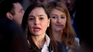 Șase deputați au demisionat din Partidul Oamenilor Tineri