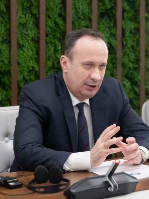 Adrian Câciu: Modelul de dezvoltare al României s-a schimbat și se bazează preponderent pe investiții