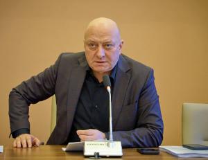 Fonduri pentru reparația integrală a imobilului din Buhuși distrus de incendiu