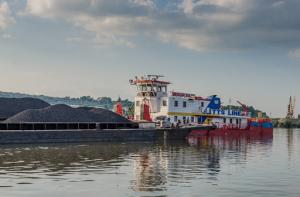 Acționarul majoritar al Navrom Galați se listează pe Bursa de Valori