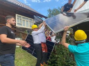 Obiectivul „nici o casă locuită fără curent electric” în Alba