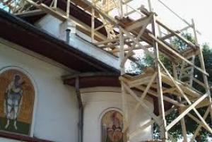 Opt unități de cult din Vaslui finanțate pentru lucrările nefinalizate