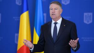 Președintele Iohannis pleacă din țară