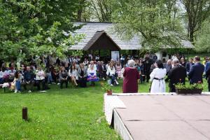 Administrația alături de enoriașii maramureșeni, în Muzeului Satului, la „Primăvara în Satul de pe Dealul Florilor”
