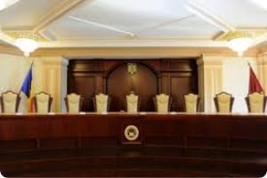 Curtea Constituțională a amânat judecarea unor obiecții ridicate de președintele României