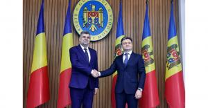 Premierul român face o vizită oficială la Chișinău