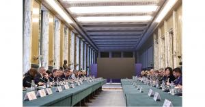 Salariul minim pe economie de la 1 ianuarie 2023, discutat la reuniunea Consiliului Național Tripartit pentru Dialog Social